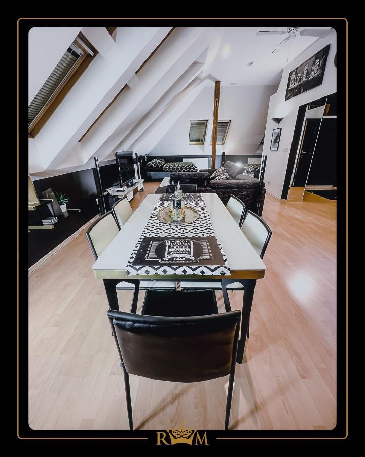 Rm Luxury Apartment In Prague • 6 People • Free Parking • Pets Luaran gambar