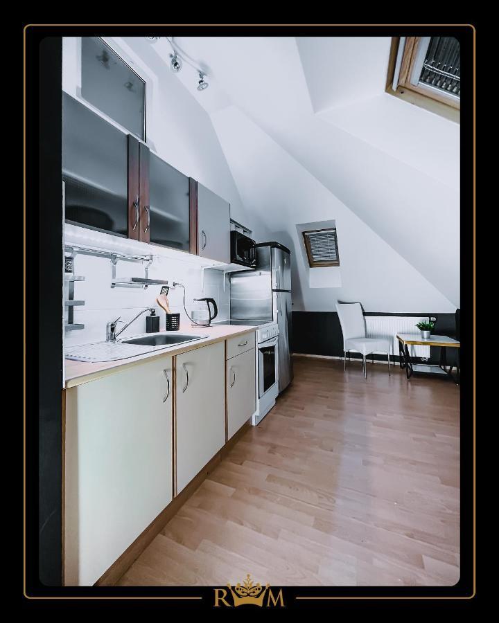 Rm Luxury Apartment In Prague • 6 People • Free Parking • Pets Luaran gambar